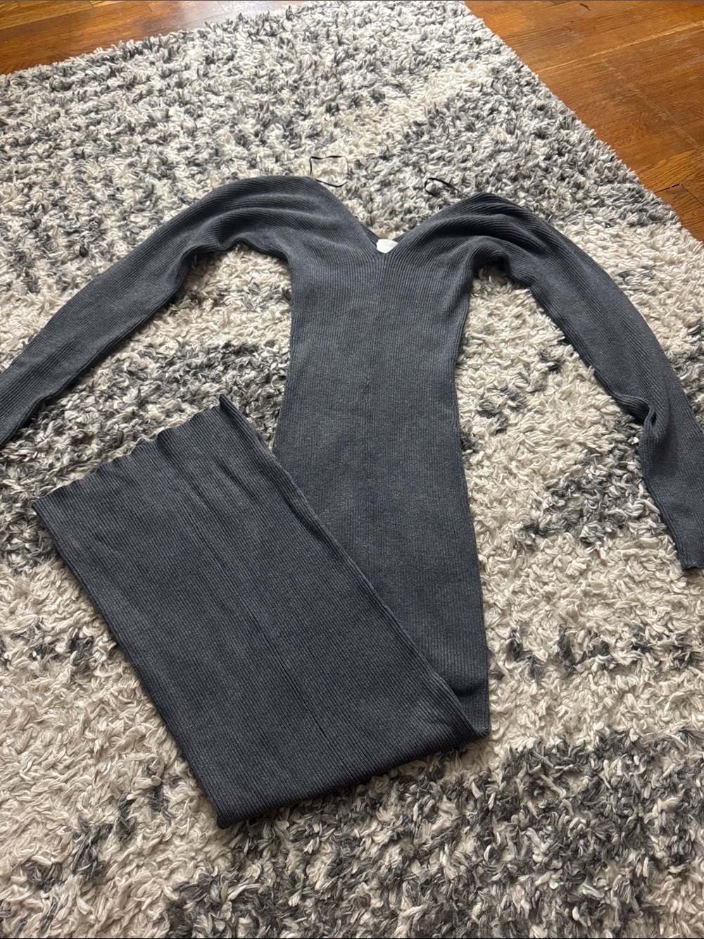 H&M Dark Charcoal Ribbed V-Neck Long Sleeve Midi Dress